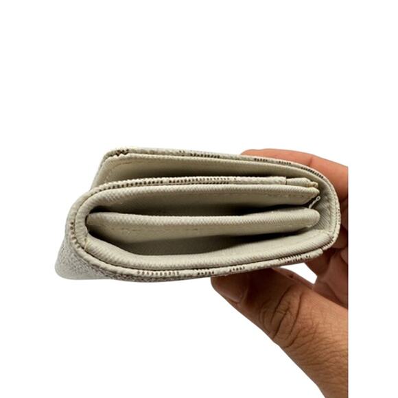 RETAIL $158 Michael Kors Fulton Vanilla MK Signature LG Gusset Carryall Wallet - Picture 16 of 16